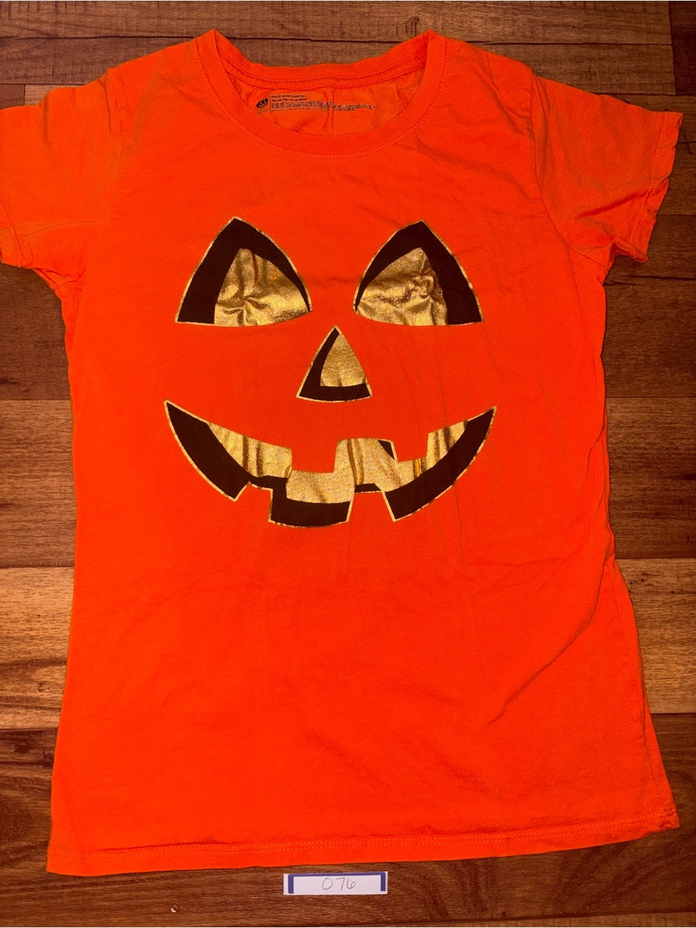 Metallic Foil Jack-O'-Lantern Halloween T-Shirt NWOT